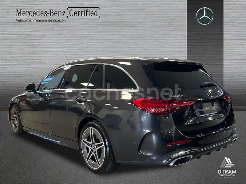 Usado Mercedes C220 200 CV (147 kW) 2024 Gris / plata Familiar