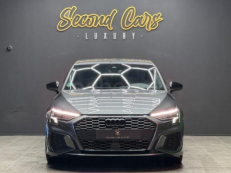 Usado Audi A3 S-Line 150 CV (110 kW) 2024 Gris / plata Berlina