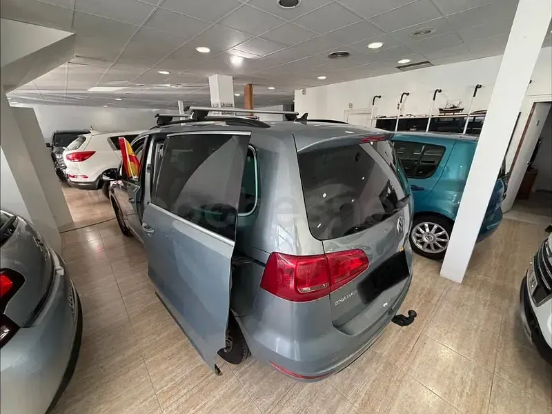 Usado VW Sharan Advance 140 CV (102 kW) 2011 Azul Monovolumen