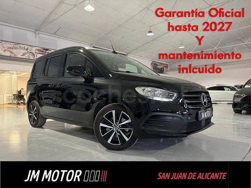 Usado Mercedes T180 116 CV (85 kW) 2024 Negro Monovolumen