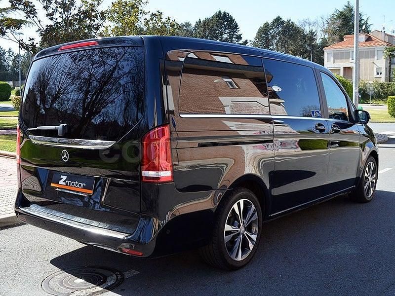 Usado Mercedes V220 Avantgarde 163 CV (119 kW) 2014 Negro Monovolumen