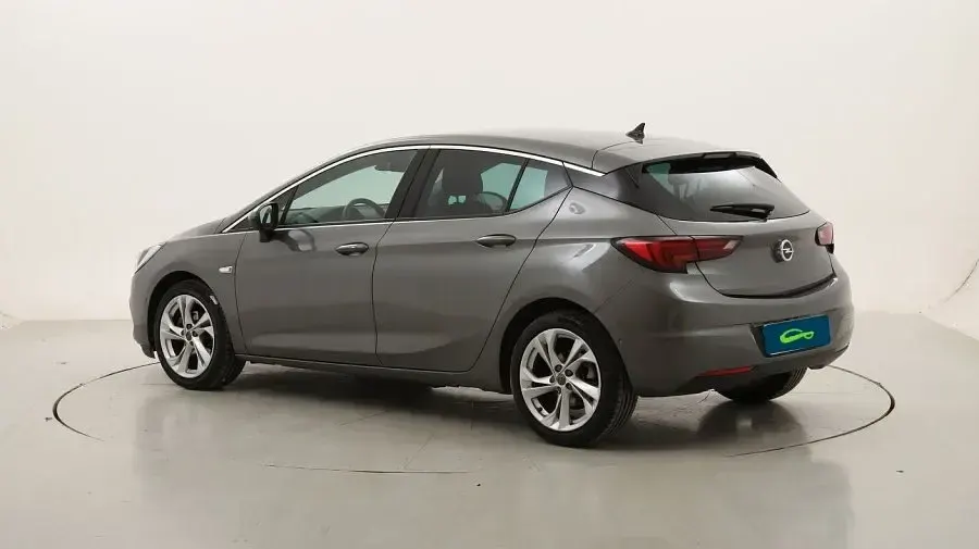 Usado Opel Astra GS Line 130 CV (95 kW) 2020
