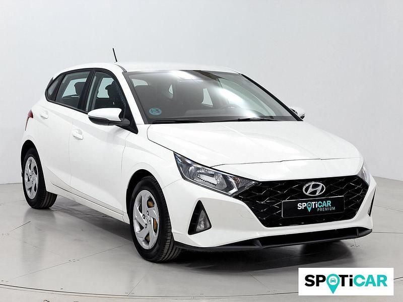 Blanco Usado 2022 Hyundai i20 Berlina | 13.950 € (Precio justo) - Imagen 1/4