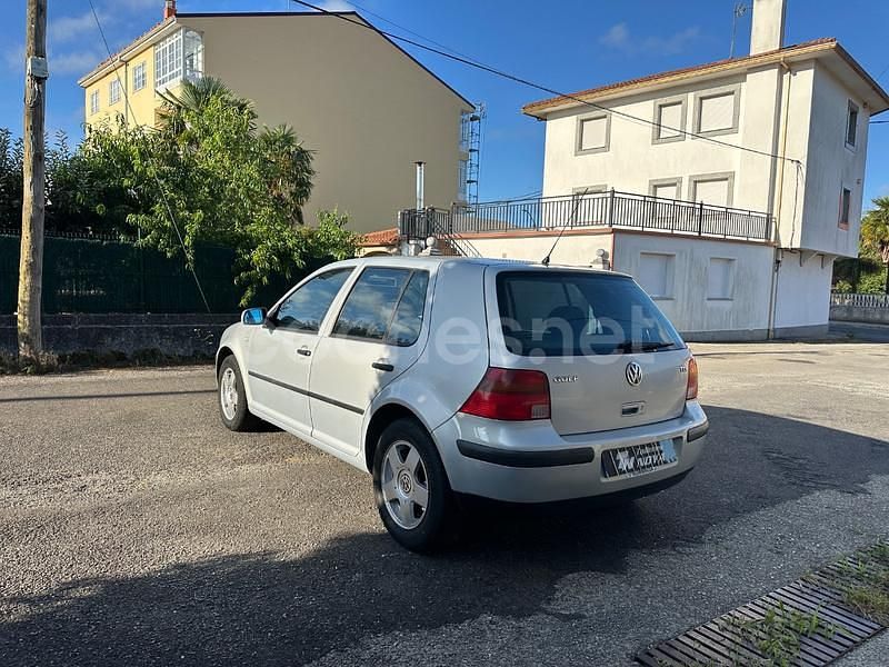 Usado VW Golf IV Conceptline 90 CV (66 kW) 2000 Gris / plata Berlina
