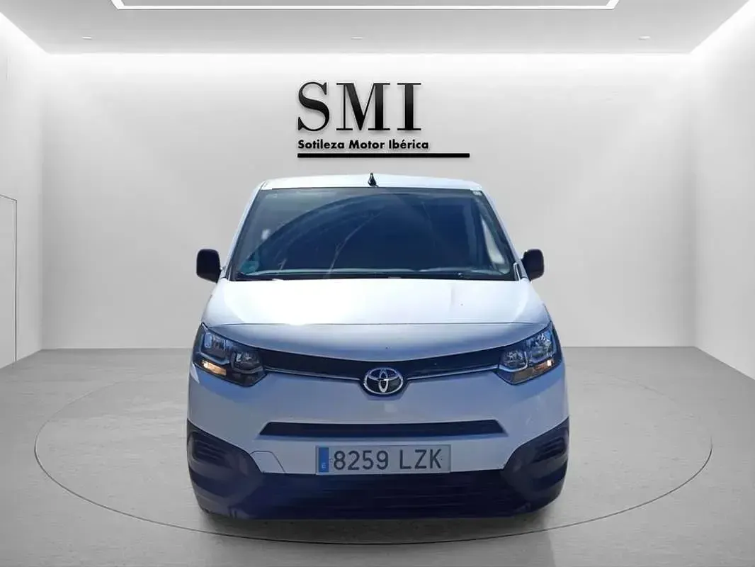 Usado Toyota Proace City City 102 CV (75 kW) 2021 Blanco Monovolumen