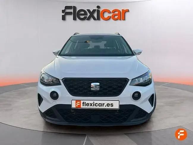 Usado Seat Arona Reference 95 HP (69 kW) 2022 Branco SUV