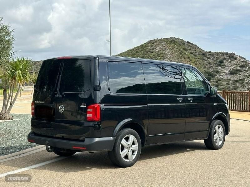 Usado VW T6 204 CV (150 kW) 2015 Negro Van