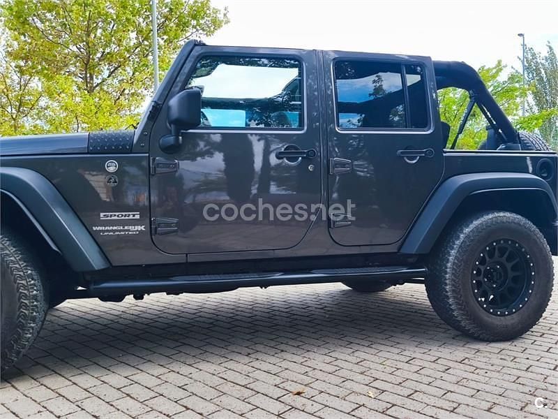 Usado Jeep Wrangler Unlimited 284 CV (208 kW) 2018 Negro SUV