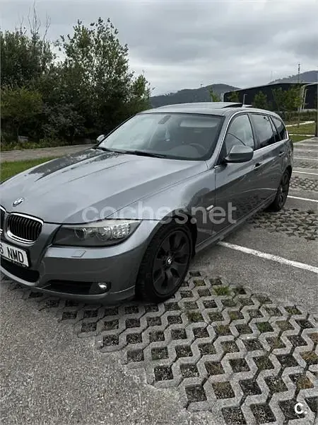 Usado BMW 330 Sport Line 245 CV (180 kW) 2011 Gris / plata Familiar