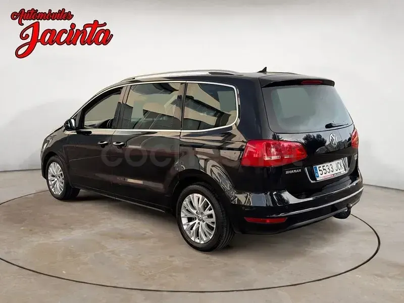 Usado VW Sharan Sport 177 CV (130 kW) 2015 Negro Monovolumen