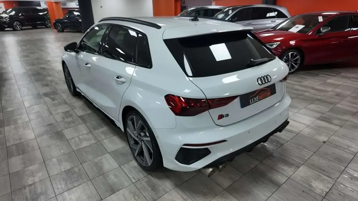 Usado Audi S3 Sportback 310 CV (228 kW) 2023 Blanco Utilitario