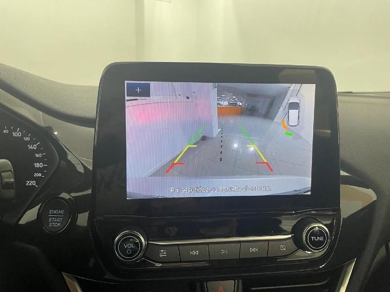 Usado Ford Fiesta ST-Line 125 CV (91 kW) 2023 Plata Utilitario