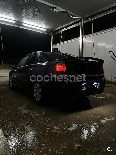 Usado Opel Vectra Essentia 120 CV (88 kW) 2007 Azul Berlina