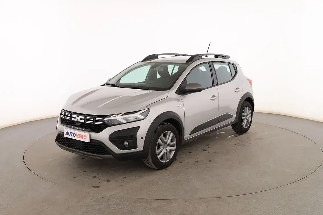 Usado Dacia Sandero Expression 91 CV (66 kW) 2023 Berlina
