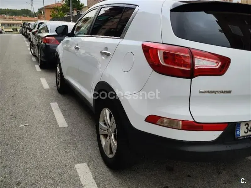 Usado Kia Sportage 115 CV (84 kW) 2012 Blanco SUV