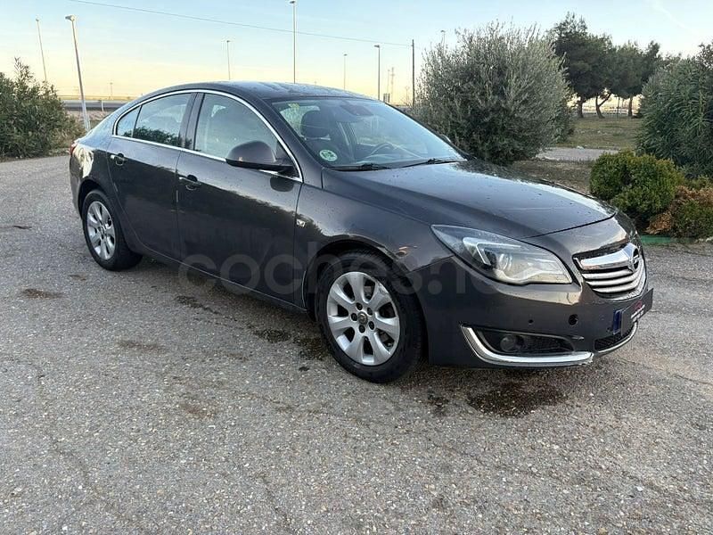 Usado Opel Insignia Excellence 163 CV (119 kW) 2013 Gris / plata Berlina