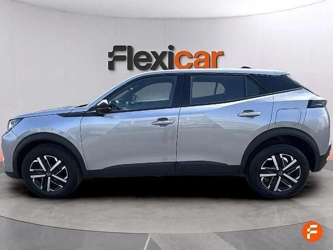 Usado Peugeot 2008 Active 100 CV (73 kW) 2023 Gris SUV