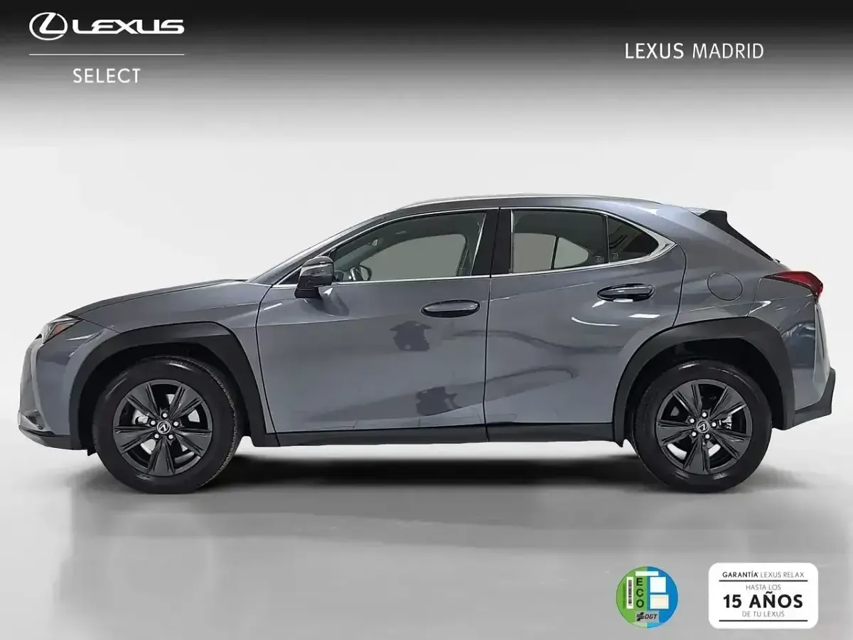 Usado Lexus UX 199 CV (146 kW) 2024 Gris SUV