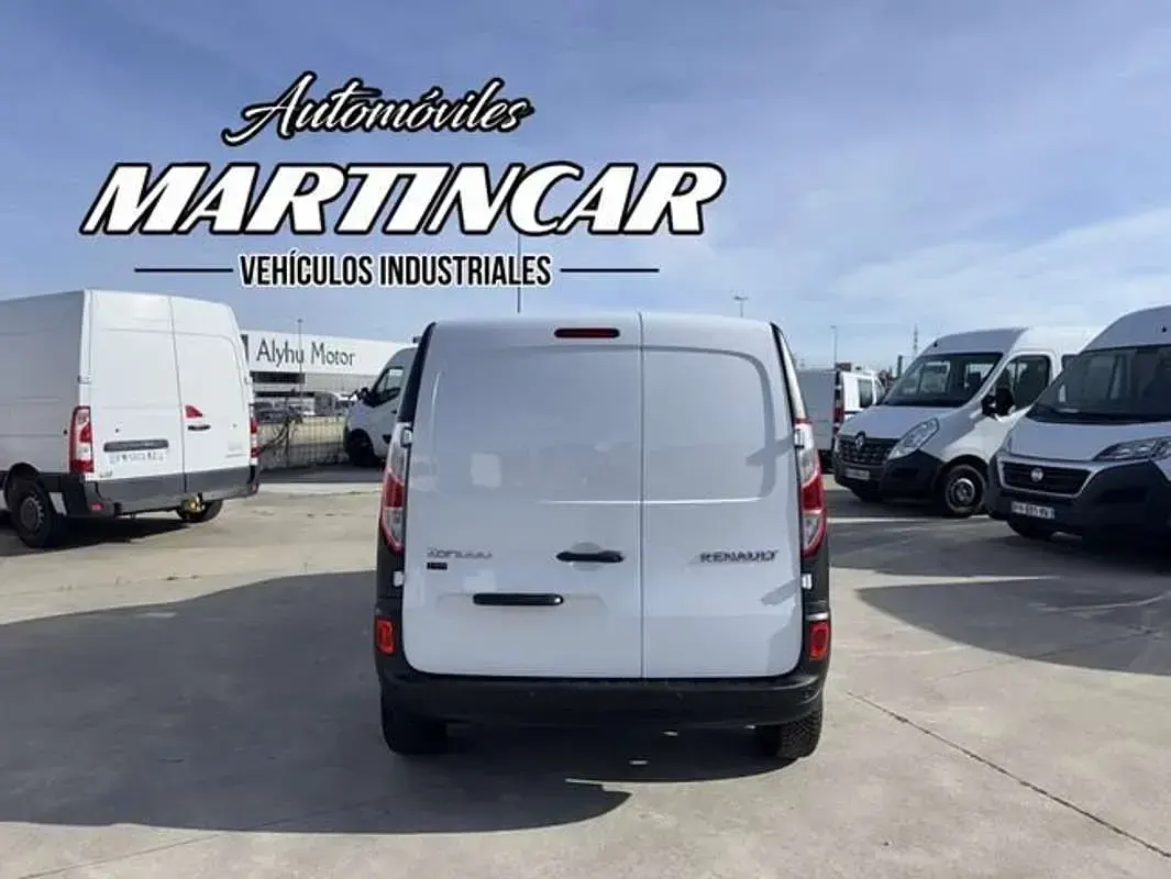 Usado Renault Kangoo Authentique 67 CV (49 kW) 2018 Blanco Monovolumen