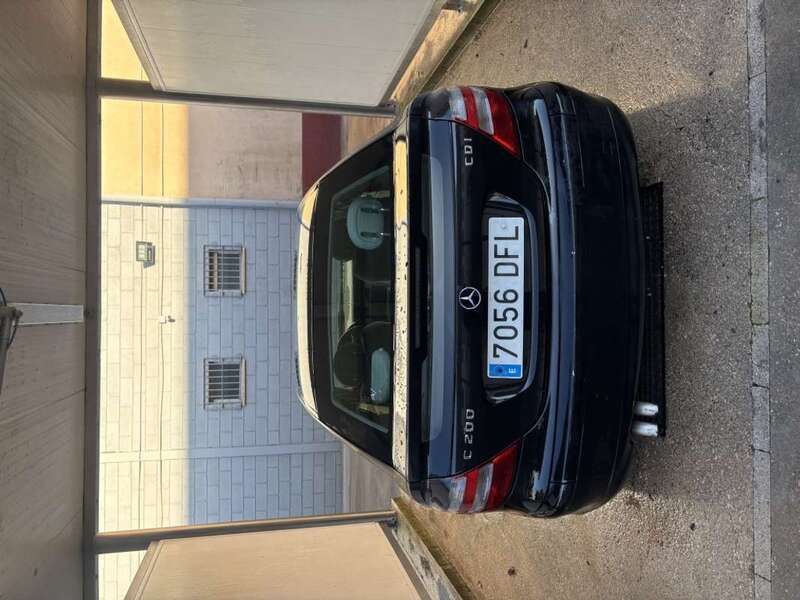 Negro Usado 2005 Mercedes C200 Sport Edition Coupe | 3500 € (Precio justo) - Imagen 1/4