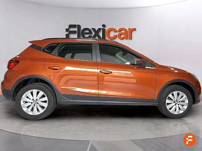 Usado Seat Arona Ecomotive 115 CV (84 kW) 2019 Naranja SUV