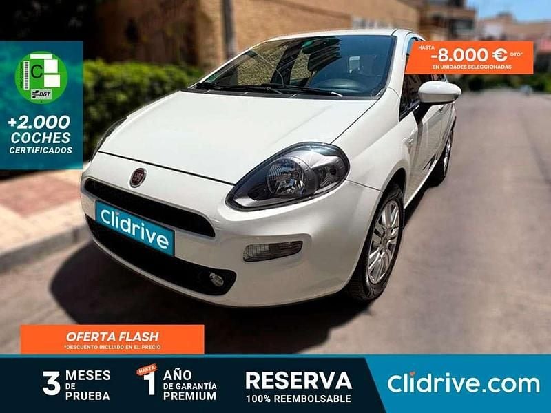 Blanco Usado 2014 Fiat Punto Young Utilitario | 6390 € (Precio justo) - Imagen 1/3