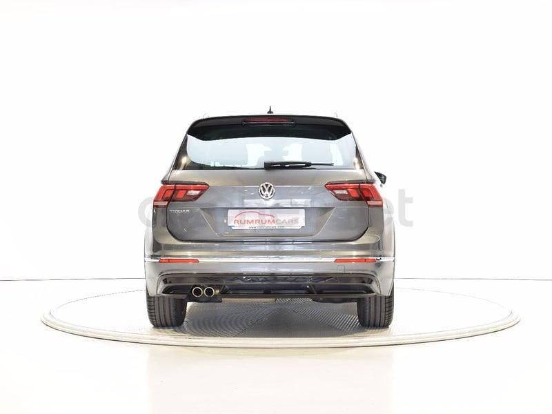 Usado VW Tiguan Advance 150 CV (110 kW) 2020 Gris / plata SUV