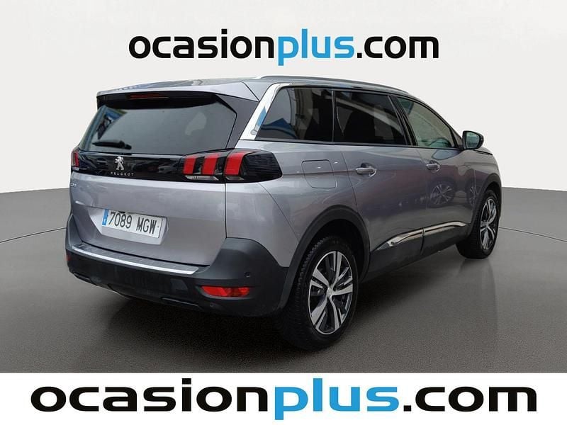 Usado Peugeot 5008 Allure 131 CV (96 kW) 2023 Gris SUV