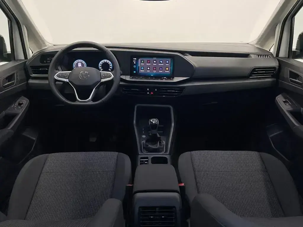 Usado VW Caddy 102 CV (75 kW) 2024 Blanco Monovolumen