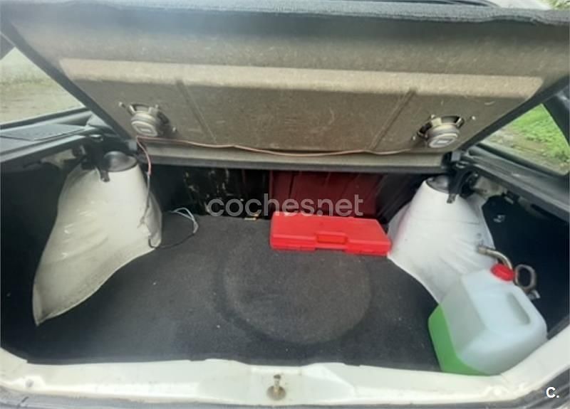 Usado VW Polo GT 55 CV (40 kW) 1992 Blanco Coupe