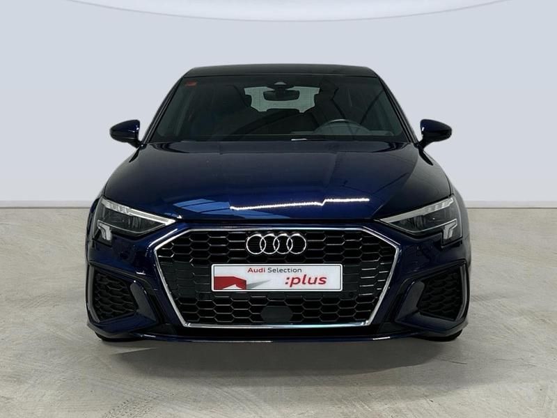 Usado Audi A3 S-Line 150 CV (110 kW) 2021 Azul Berlina