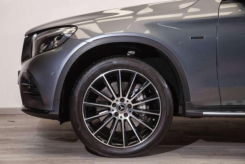 Usado Mercedes GLC350 320 CV (235 kW) 2018 Gris SUV