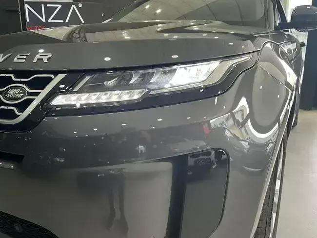 Usado Land Rover Range Rover evoque SE Dynamic 150 CV (110 kW) 2019 Gris SUV