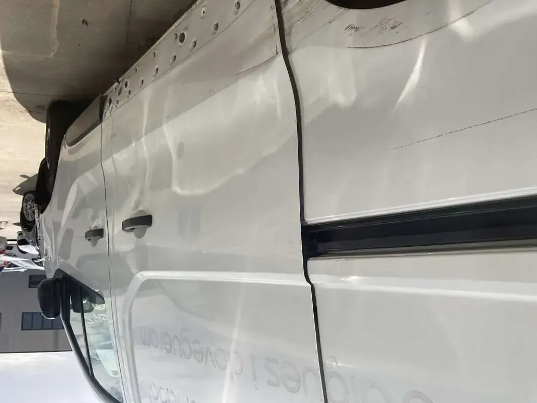 Usado Renault Trafic 114 CV (83 kW) 2015 Blanco Monovolumen