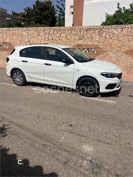 Usado Fiat Tipo Pop 120 CV (88 kW) 2019 Blanco Berlina