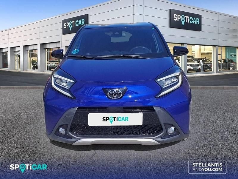 Usado Toyota Aygo X Play 72 CV (52 kW) 2022 Azul SUV