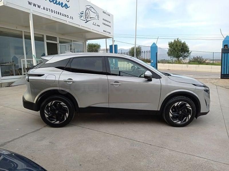 Usado Nissan Qashqai N-Connecta 158 CV (116 kW) 2025 Gris / plata SUV