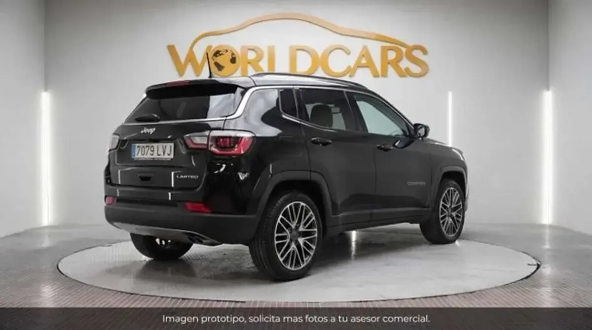 Usado Jeep Compass Limited 150 CV (110 kW) 2021 Negro SUV
