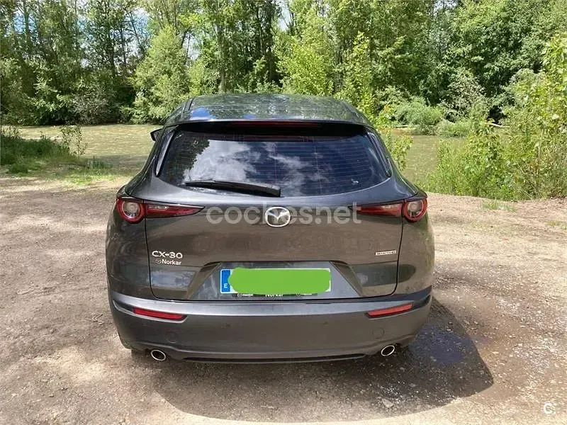 Usado Mazda CX-30 122 CV (89 kW) 2020 Gris / plata SUV