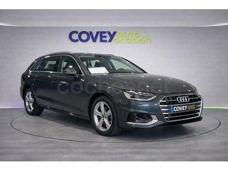 Usado Audi A4 Advanced Plus 163 CV (119 kW) 2022 Gris / plata Familiar