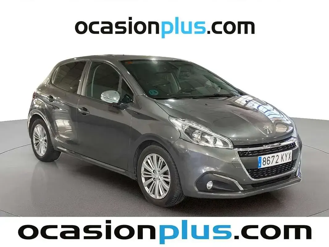 Usado Peugeot 208 Signature Sky 99 CV (72 kW) 2019 Gris Utilitario