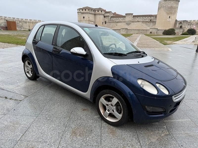 Usado Smart ForFour Passion 95 CV (69 kW) 2004 Azul Utilitario