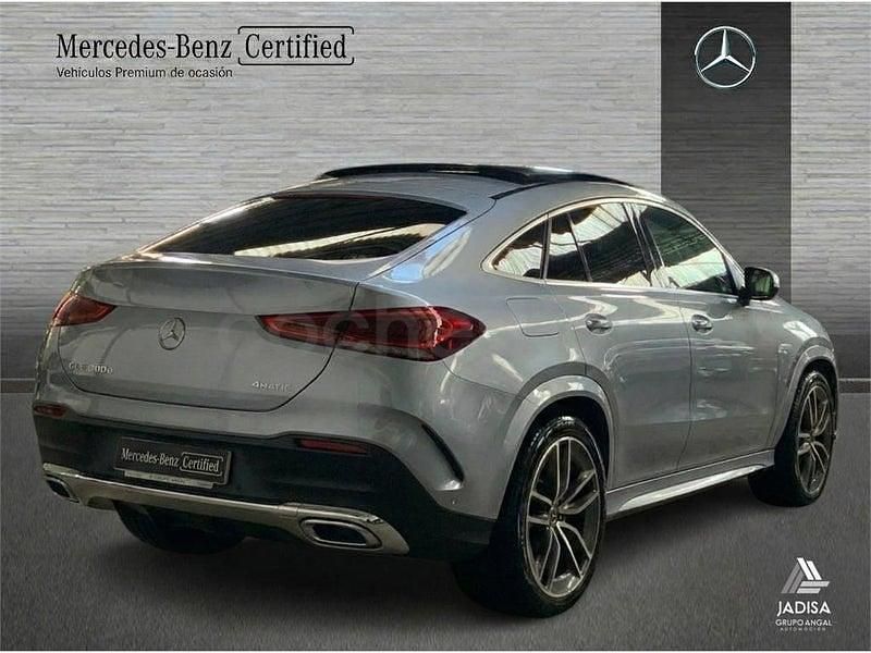 Usado Mercedes GLE300 272 CV (200 kW) 2023 Gris / plata Coupe