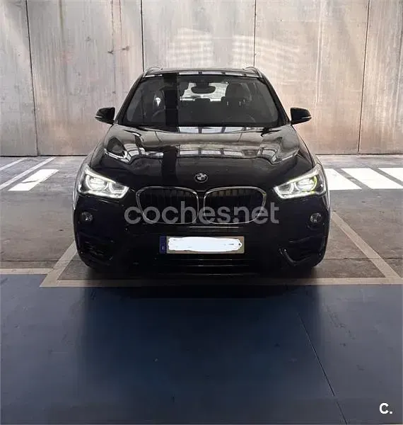 Usado BMW X1 Sport Line 190 CV (139 kW) 2016 Negro SUV