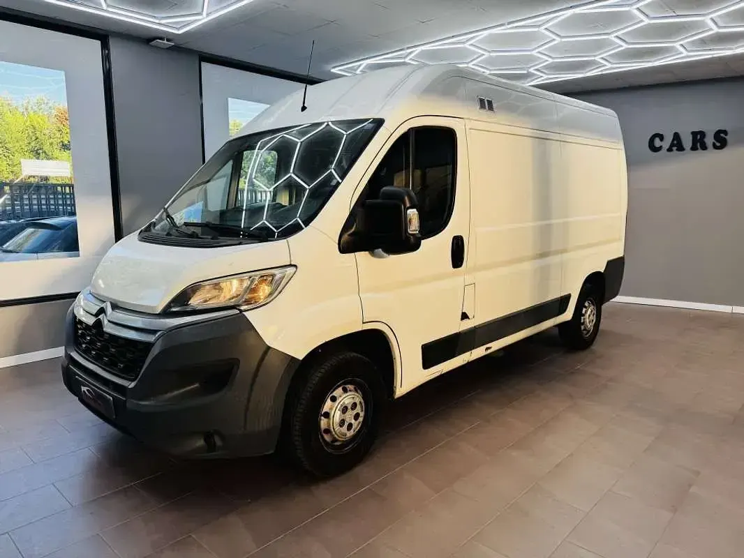 Usado Citroën Jumper 131 CV (96 kW) 2016 Blanco Monovolumen