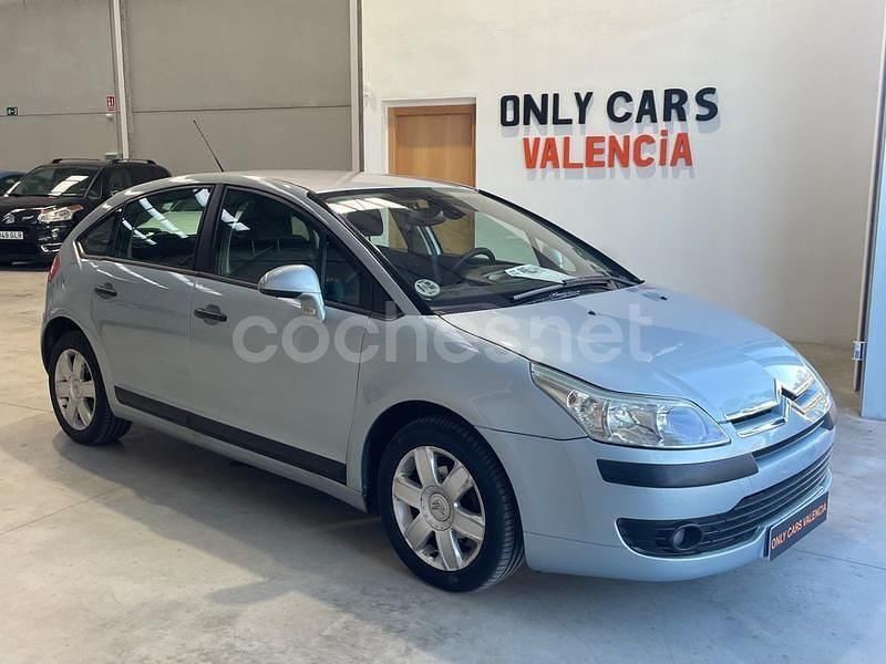 Usado Citroën C4 110 CV (80 kW) 2006 Gris / plata Berlina
