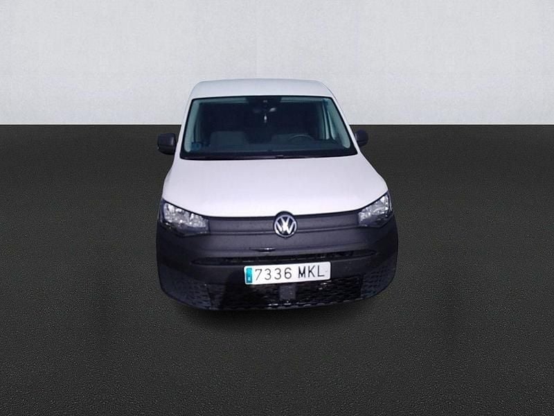 Usado VW Caddy Maxi 102 CV (75 kW) 2023 Blanco Monovolumen