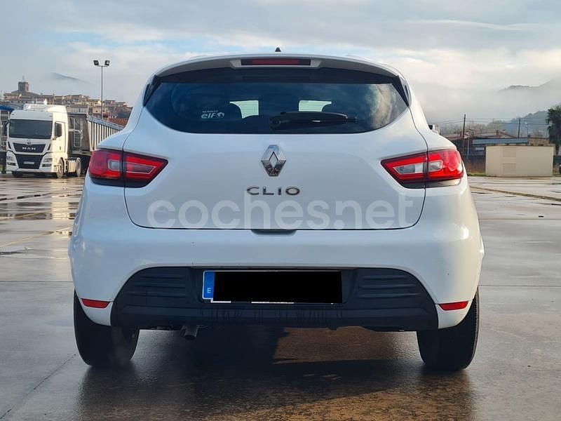 Usado Renault Clio IV Business 75 CV (55 kW) 2019 Blanco Berlina