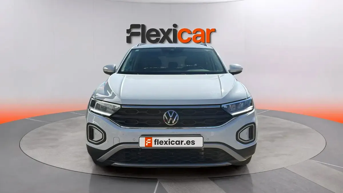 Usado VW T-Roc Life 150 CV (110 kW) 2023 Blanco SUV