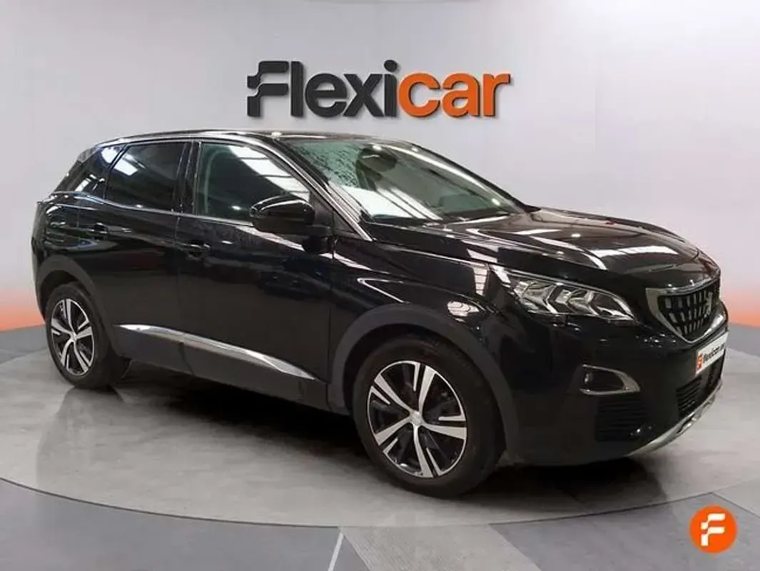 Usado Peugeot 3008 Allure 131 CV (96 kW) 2018 Negro SUV
